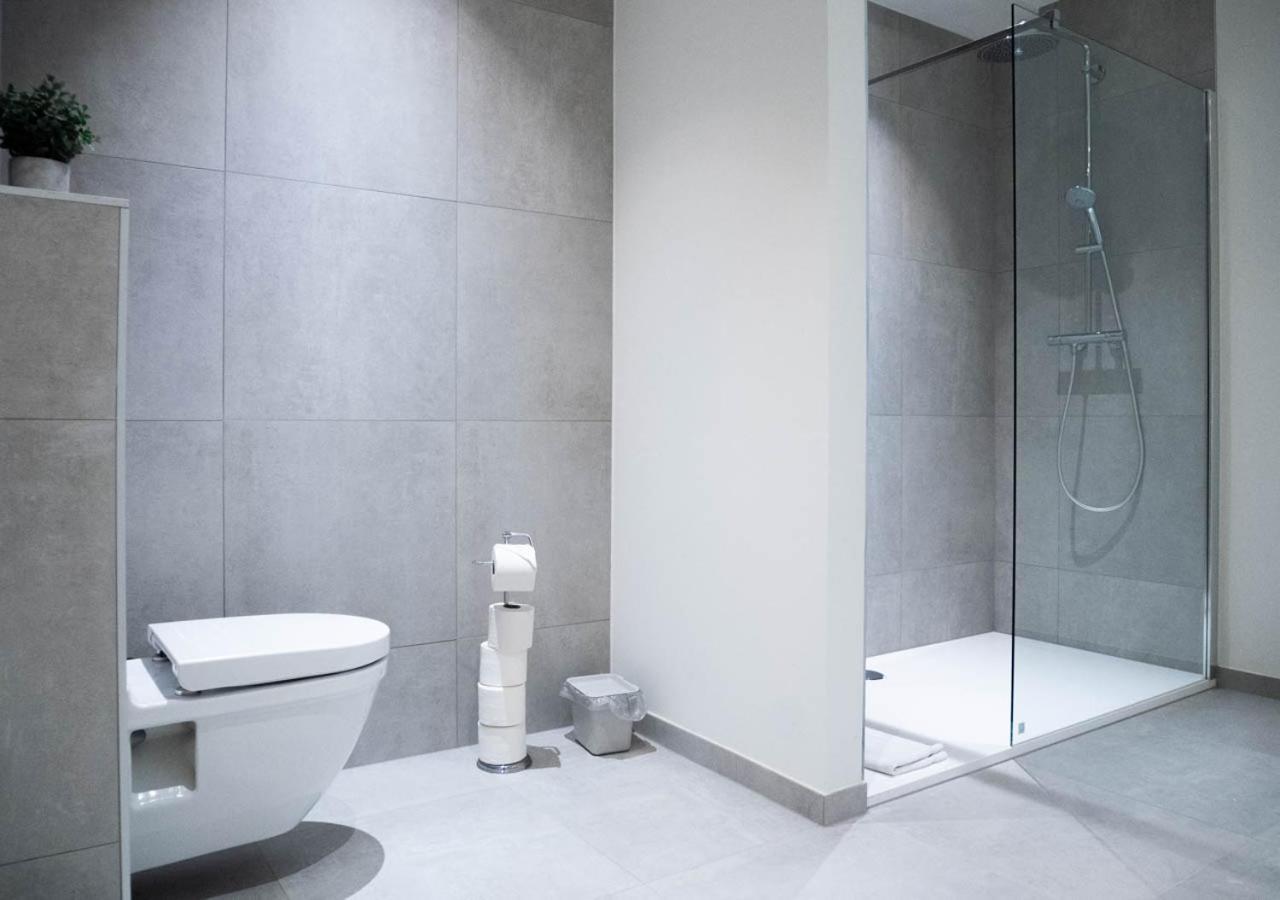 Smartflats - Antwerp View Apartment Bagian luar foto